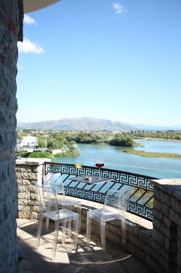 Hotel Iliria Canaj Esterno foto